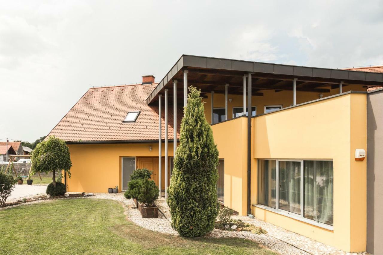 Križevci pri Ljutomeru Vila Izabela מראה חיצוני תמונה